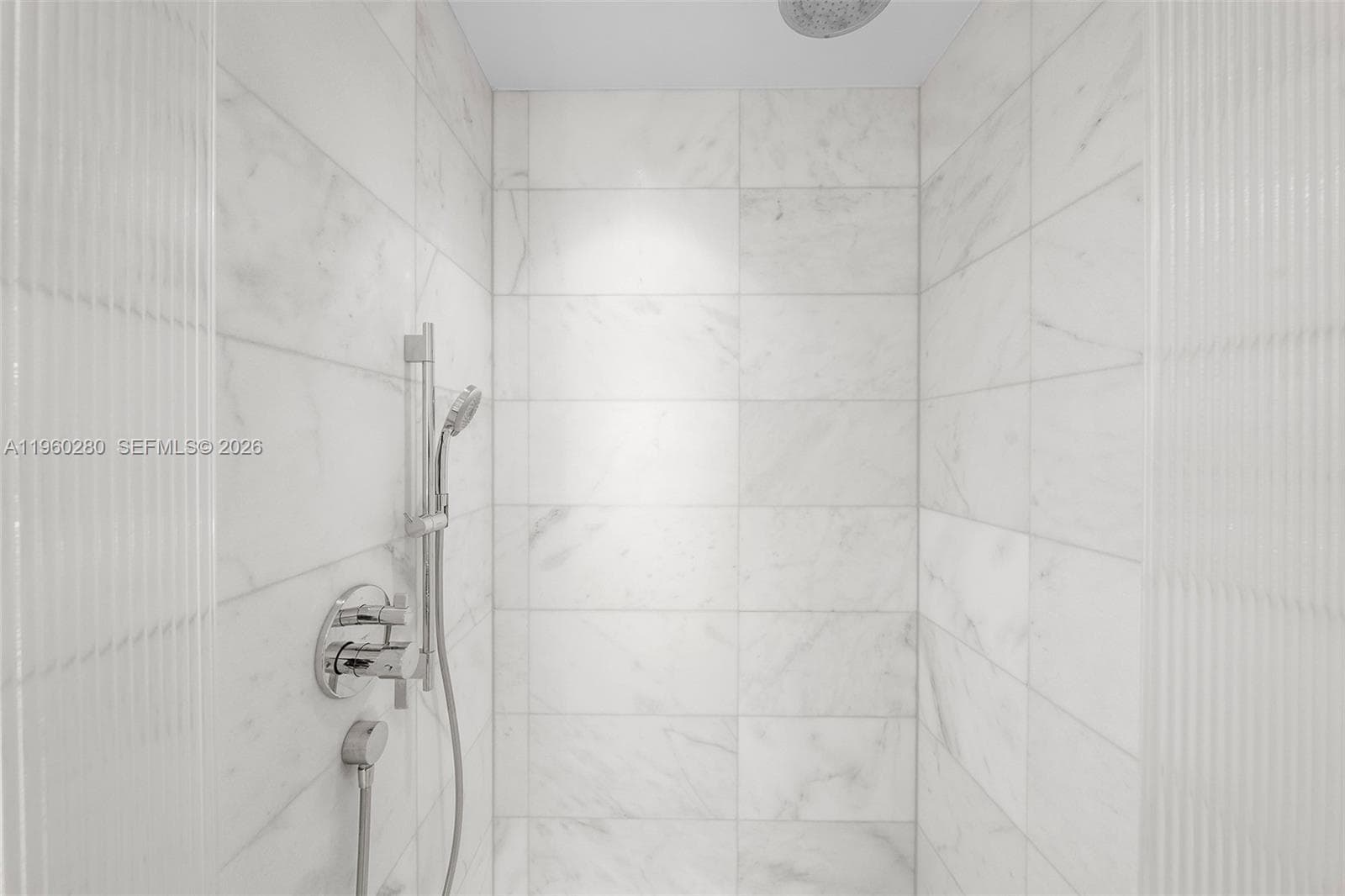500 Alton # 2203, Miami Beach FL 33139 — 40