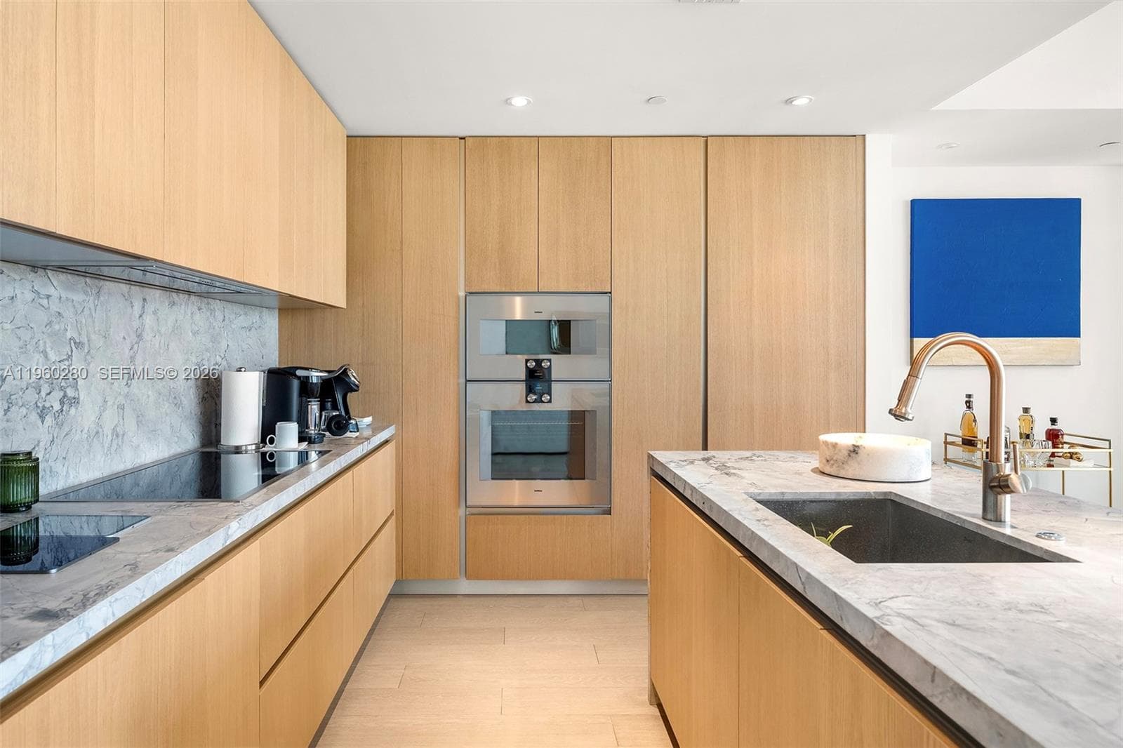 500 Alton # 2203, Miami Beach FL 33139 — 4