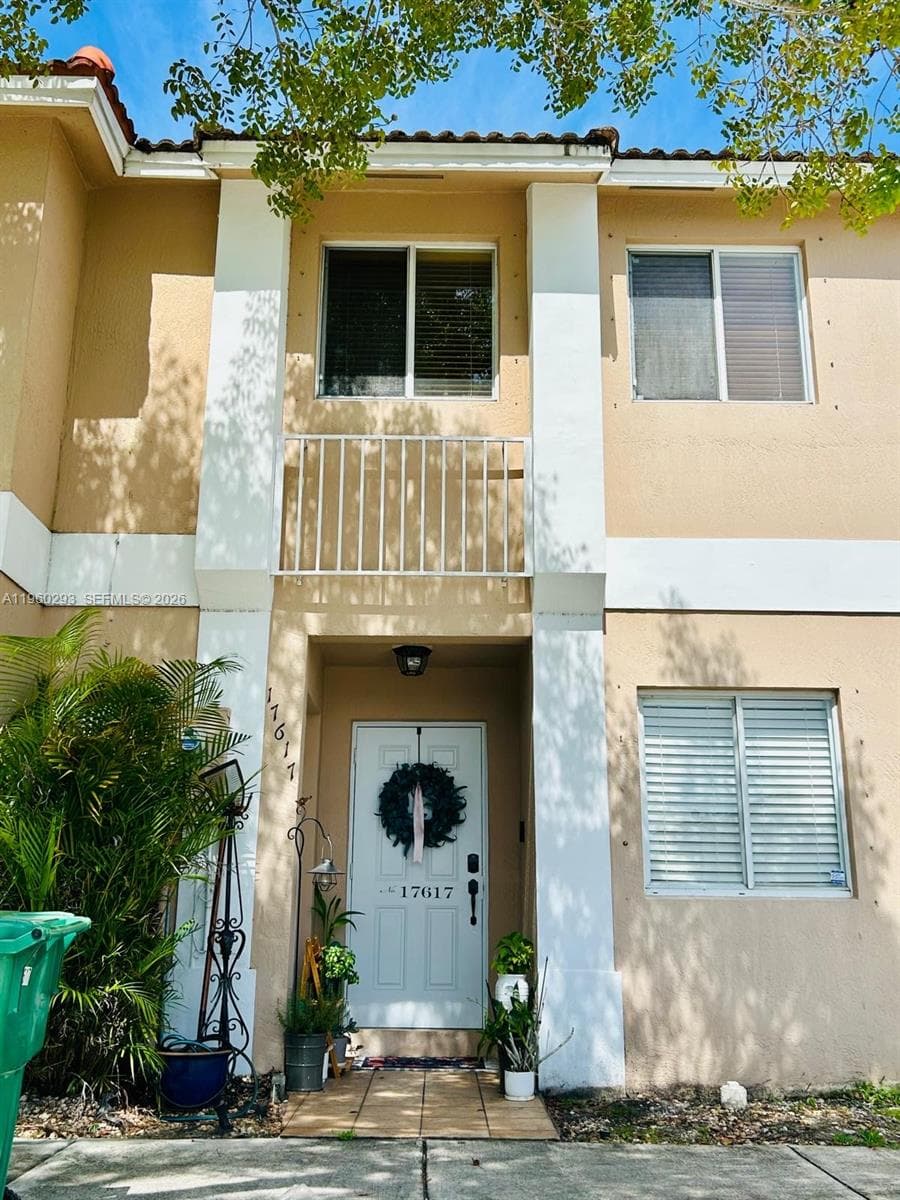 17617 SW 140th Ct, Miami FL 33177 — 19