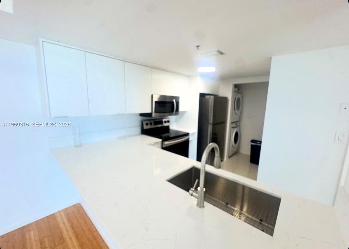 650 West Ave # 1704, Miami Beach FL 33139 — 12