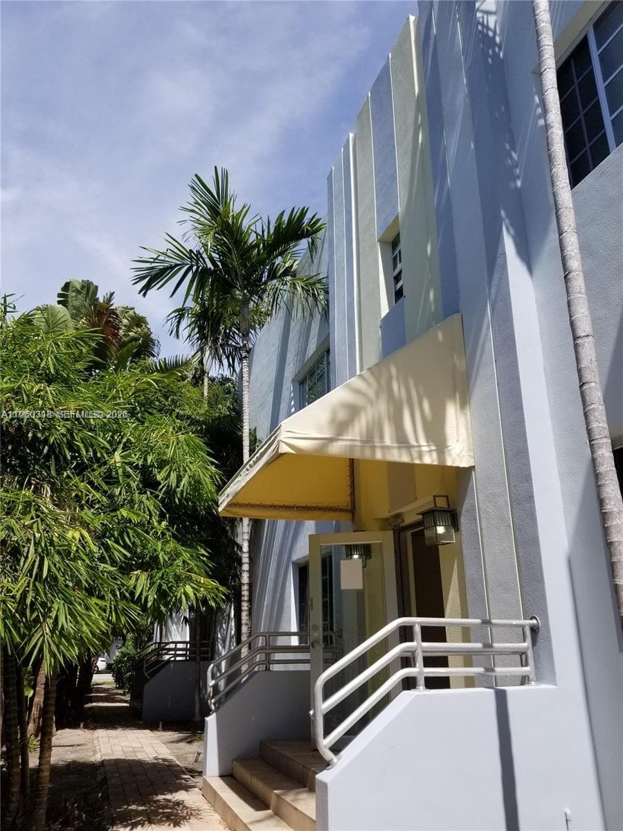 1045 Meridian Ave # 4, Miami Beach FL 33139 — 6