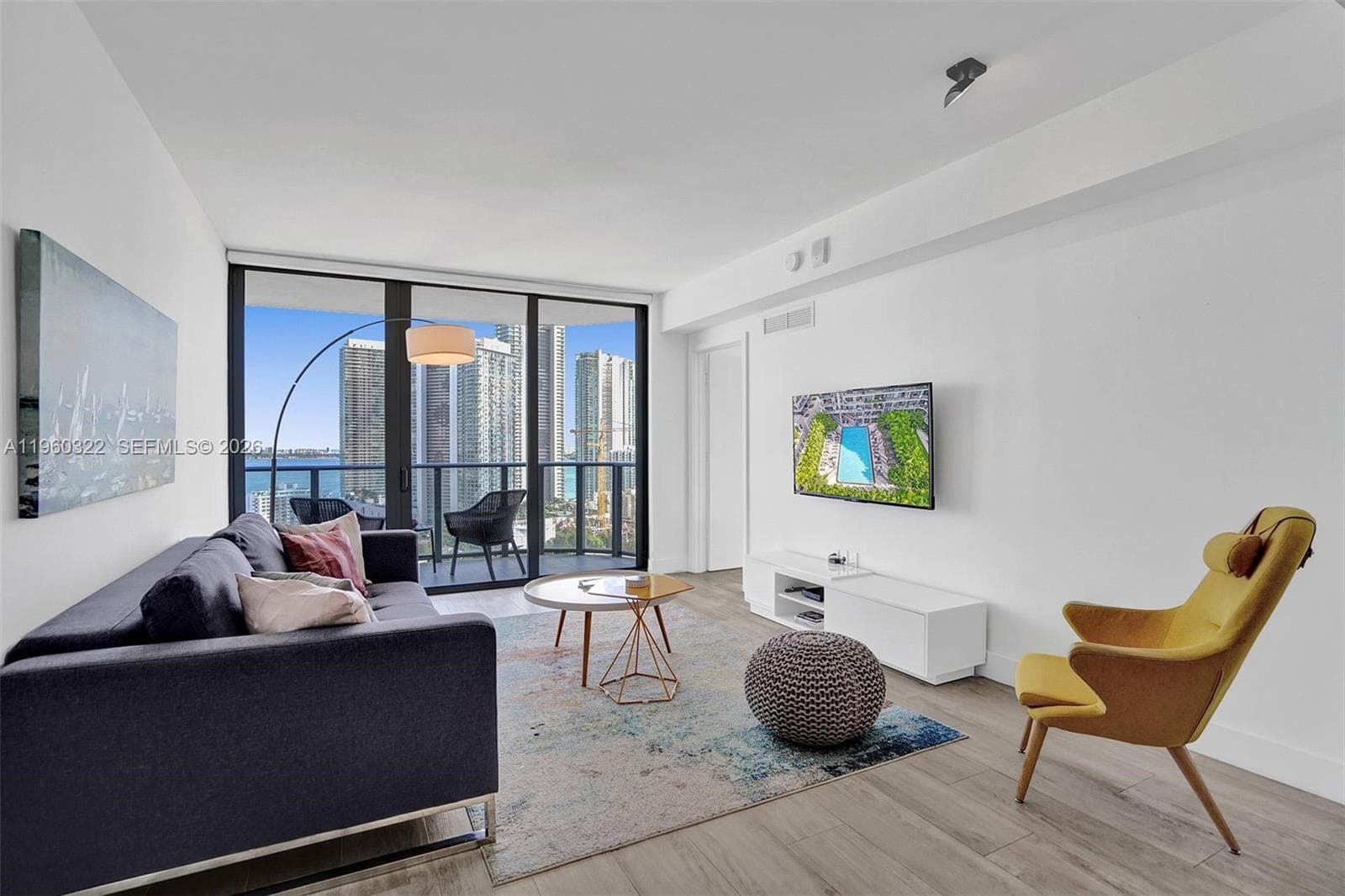 121 NE 34th St # 2305, Miami FL 33137 — 21