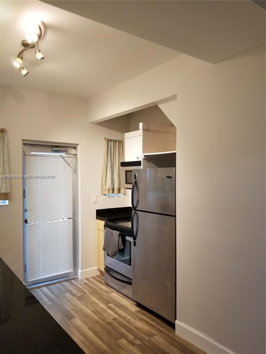 1045 Meridian Ave # 5, Miami Beach FL 33139 — 2