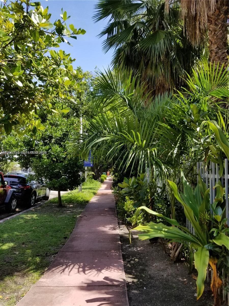 1045 Meridian Ave # 5, Miami Beach FL 33139 — 9