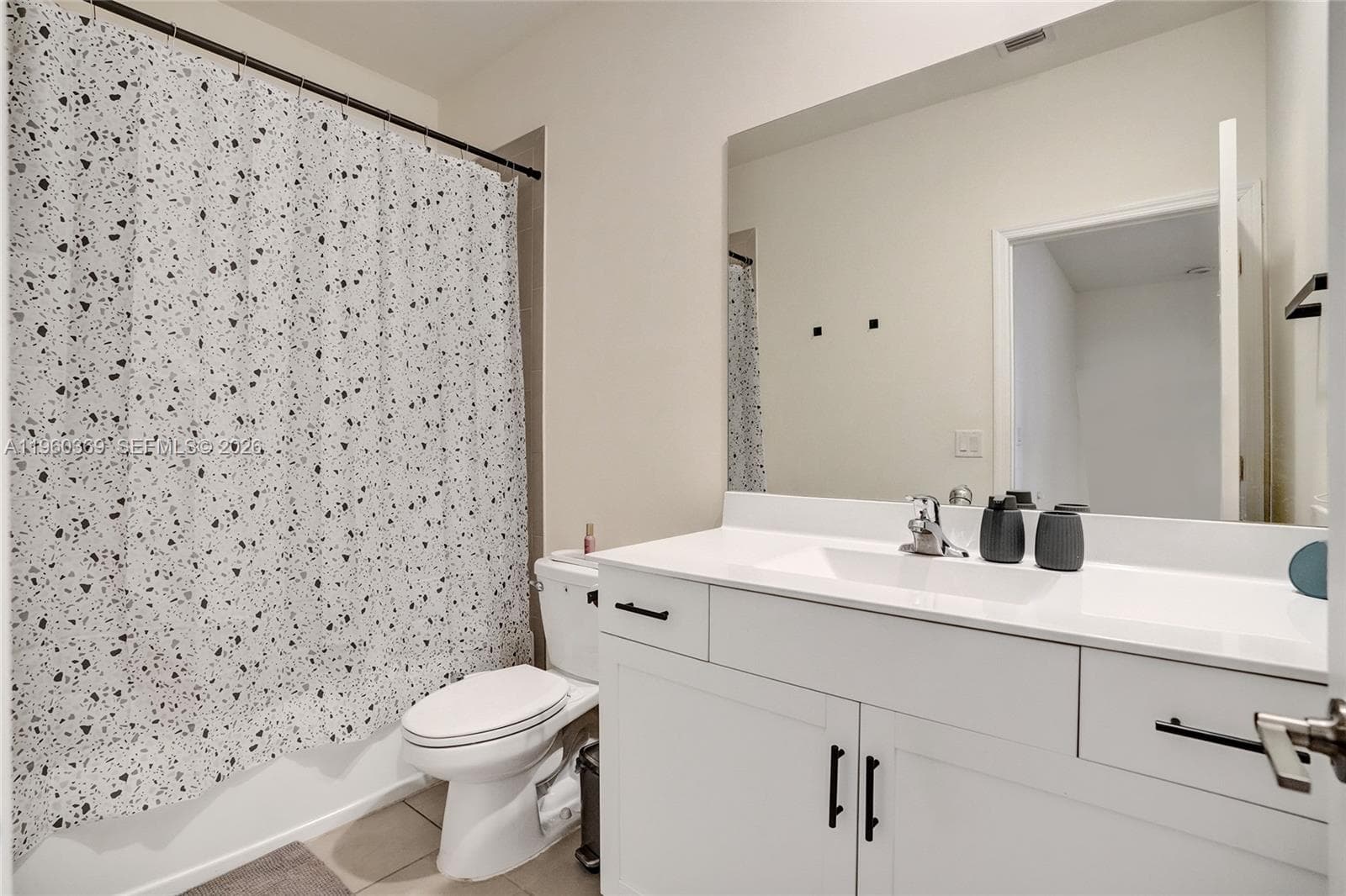 11135 W 32nd Ln, Hialeah FL 33018 — 26