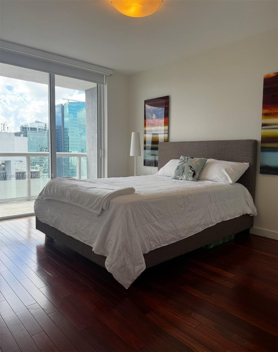 50 Biscayne, Miami, FL — 18
