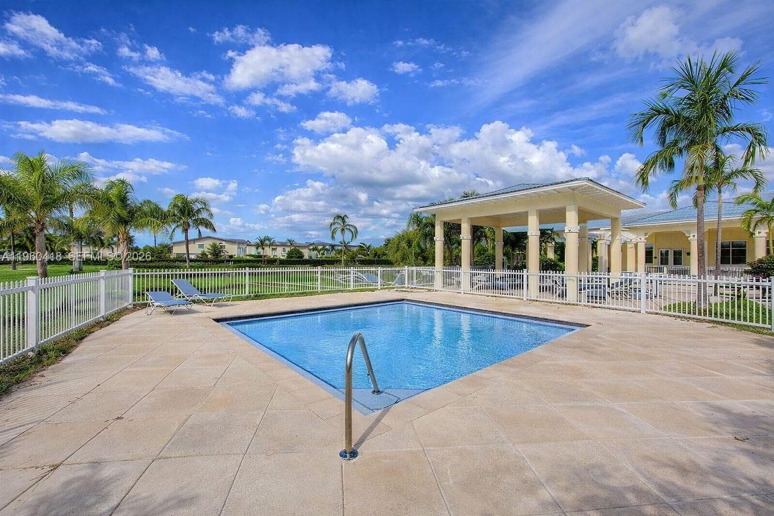 132 NE 26th Ave, Homestead FL 33033 — 66