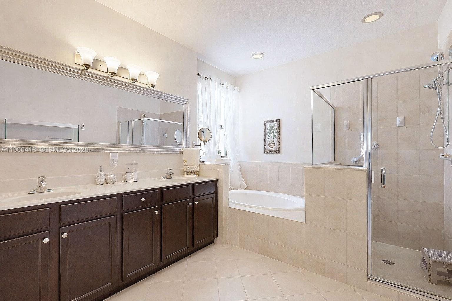 132 NE 26th Ave, Homestead FL 33033 — 33