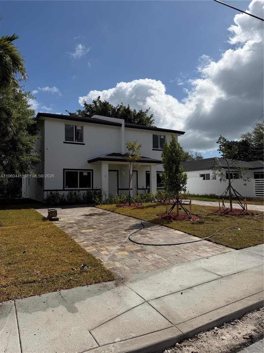 7823 NW 5th Ave, Miami FL 33150 — 2