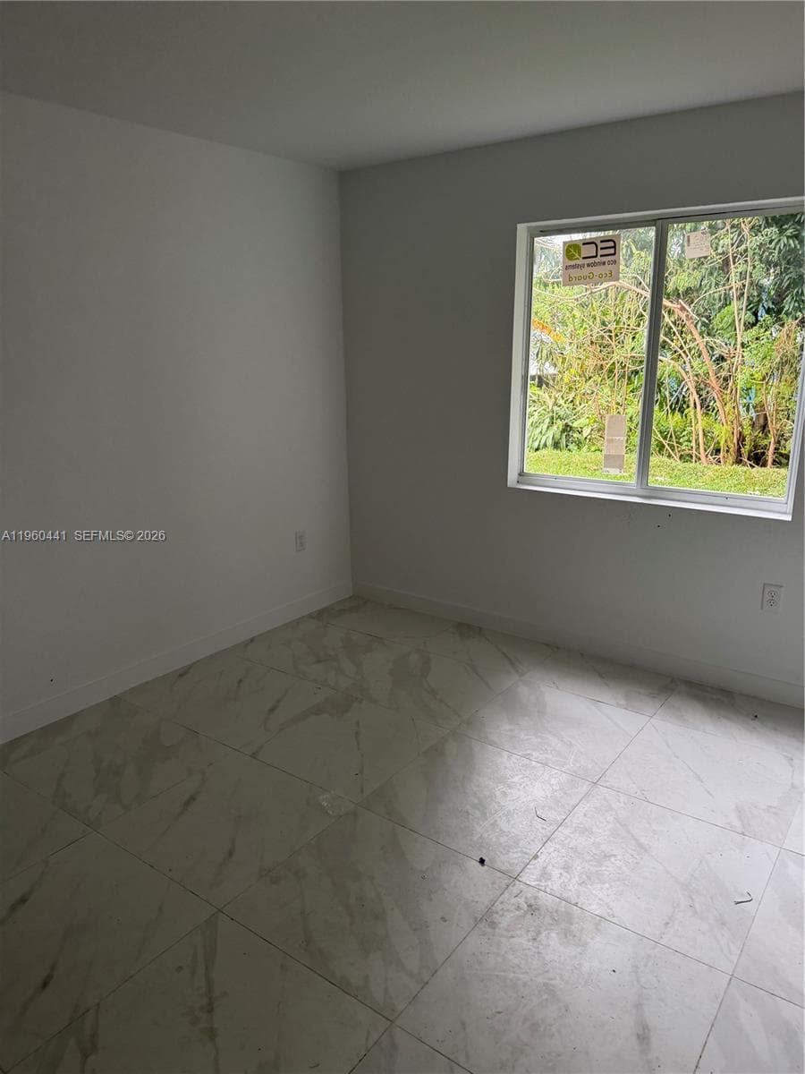 7823 NW 5th Ave, Miami FL 33150 — 5