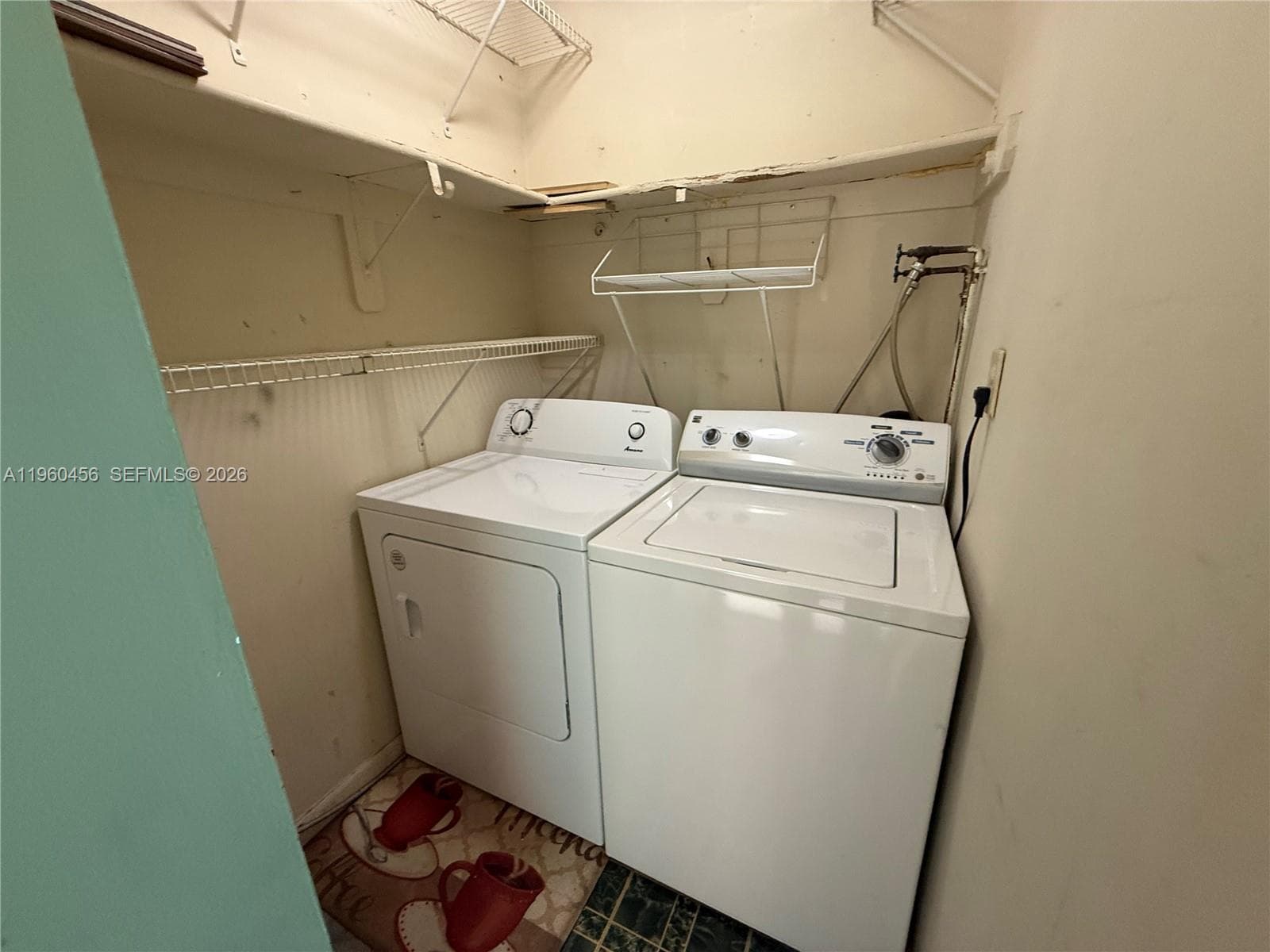 1555 W 44th Pl # 305, Hialeah FL 33012 — 15
