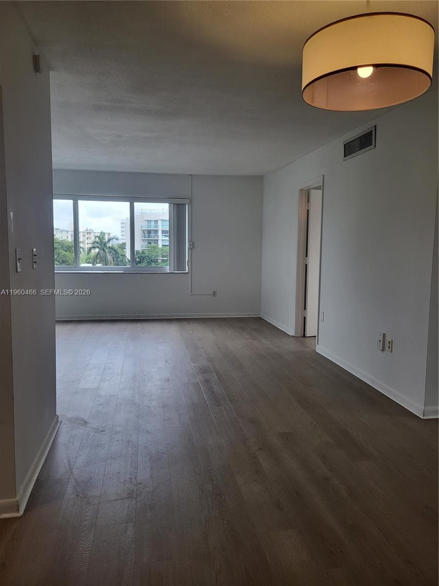 1020 94th St # 503, Bay Harbor Islands FL 33154 — 1