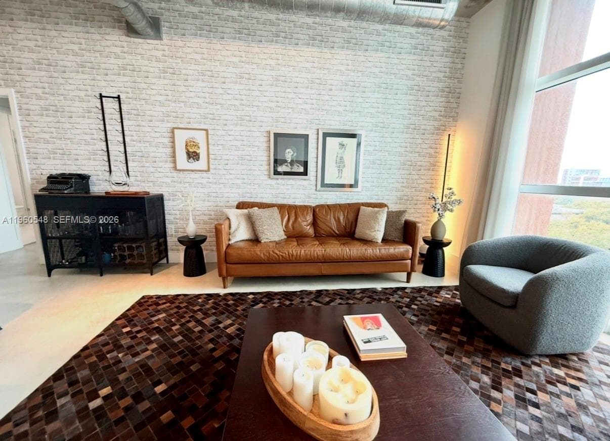 2001 Biscayne Blvd # 3608, Miami FL 33137 — 13