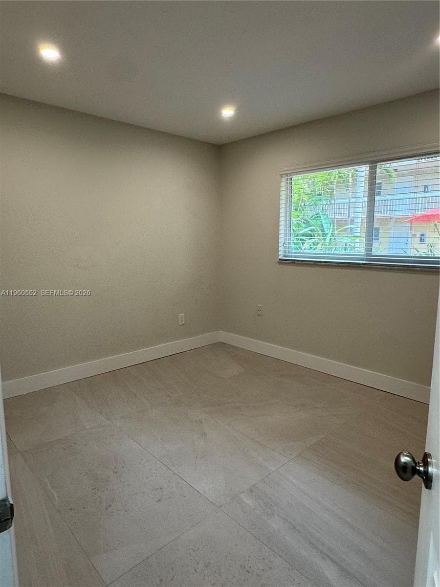 7810 Camino Real # 104, Miami FL 33143 — 6