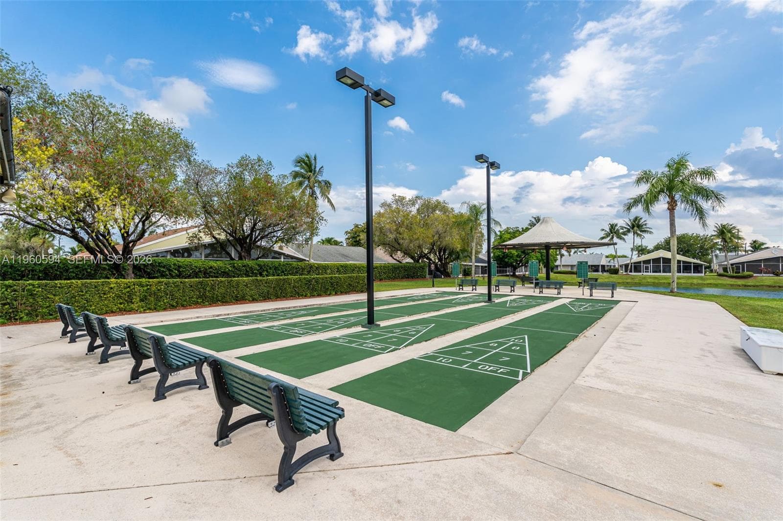 2590 SE 7th Pl, Homestead FL 33033 — 41