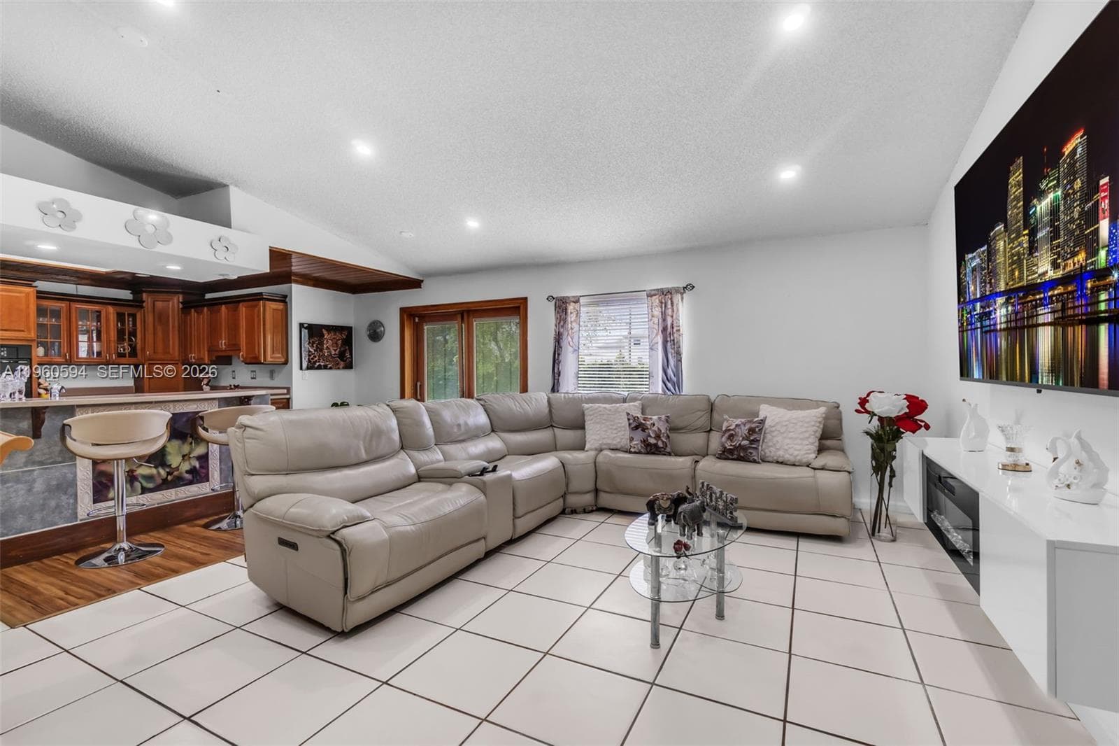 2590 SE 7th Pl, Homestead FL 33033 — 8