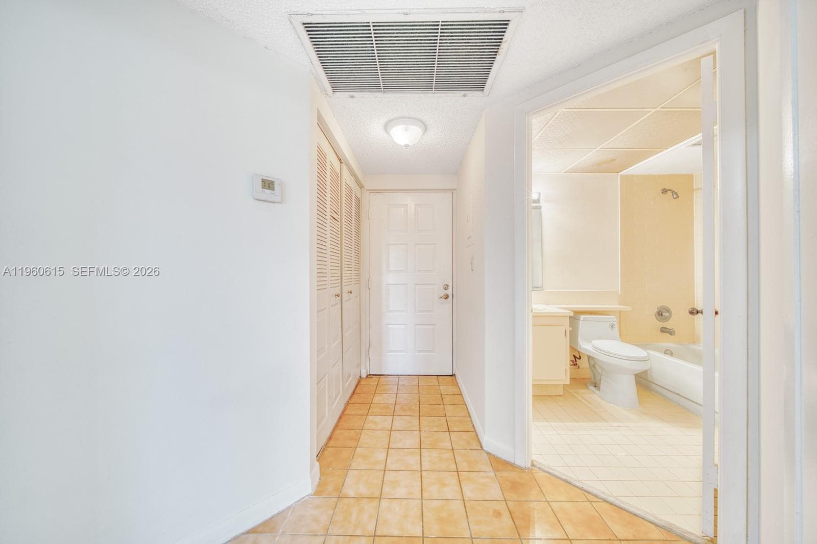 8290 Lake Dr # 236, Doral FL 33166 — 22