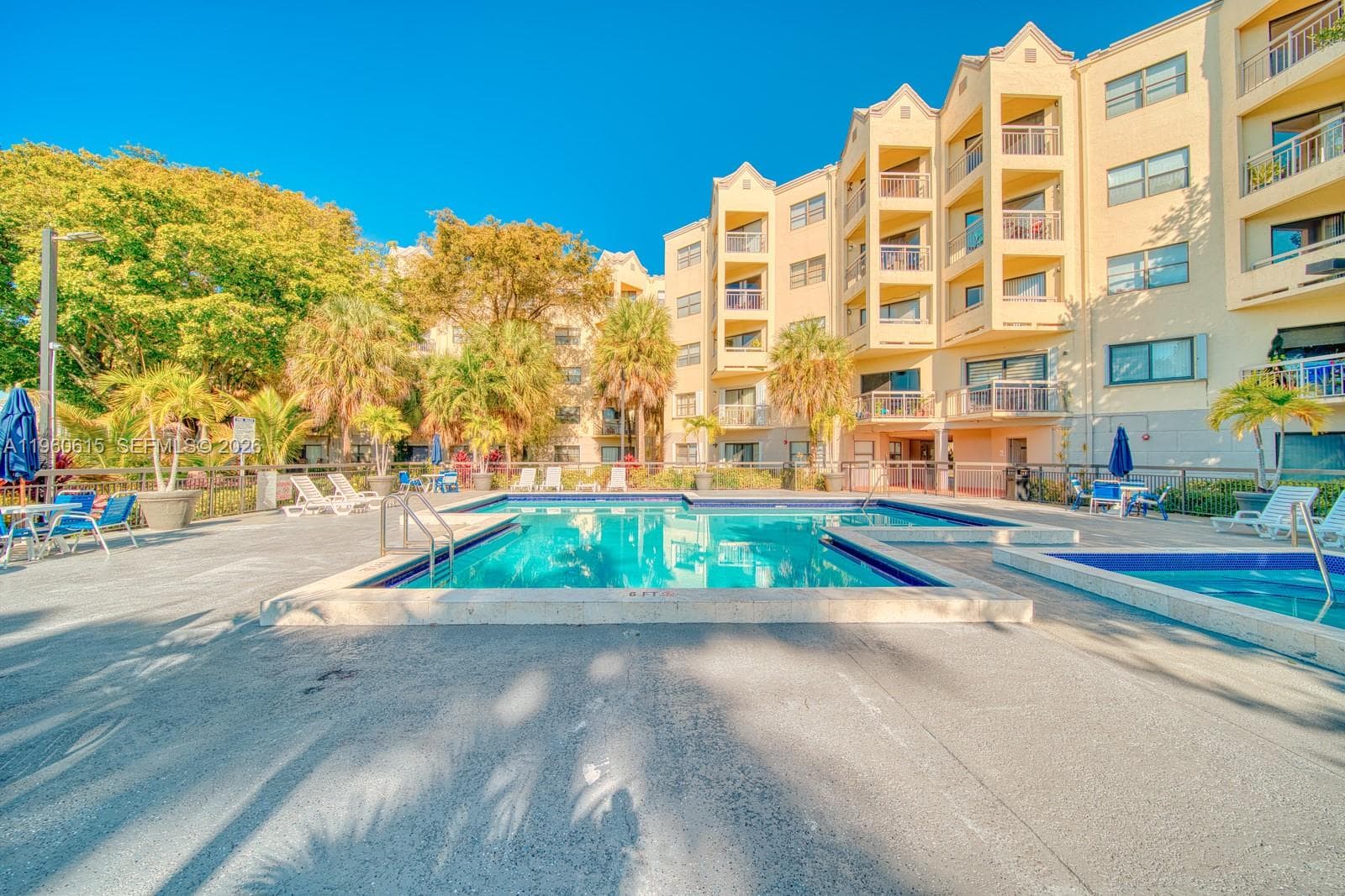 8290 Lake Dr # 236, Doral FL 33166 — 3