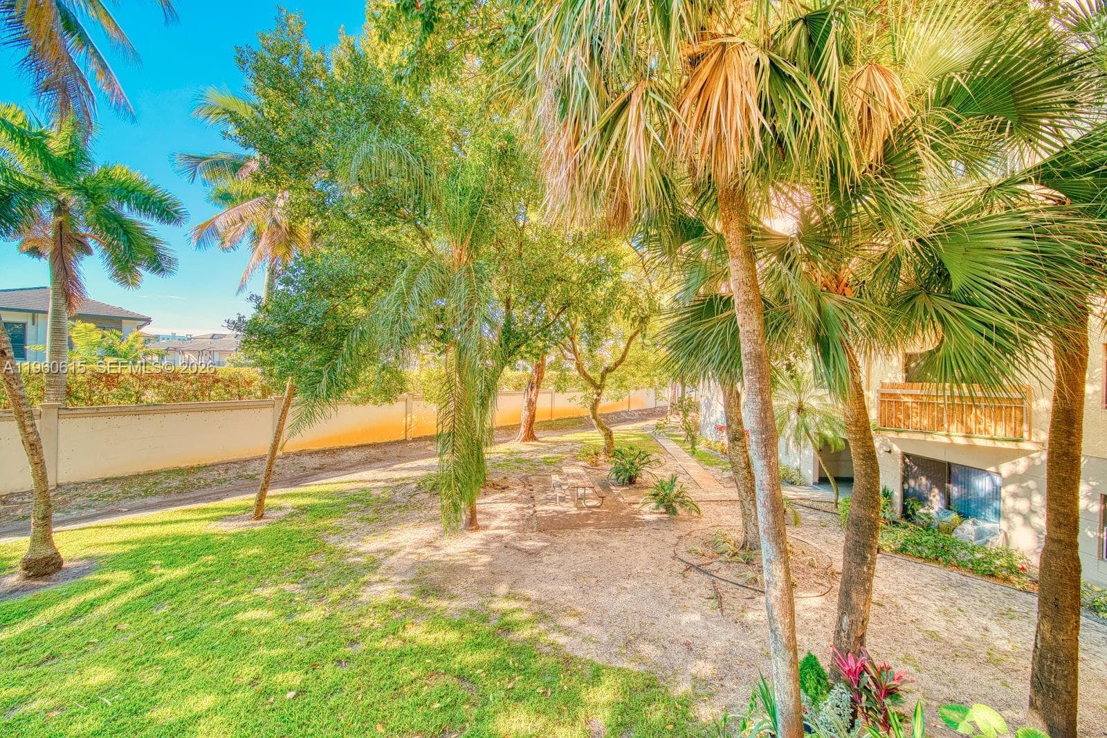 8290 Lake Dr # 236, Doral FL 33166 — 5