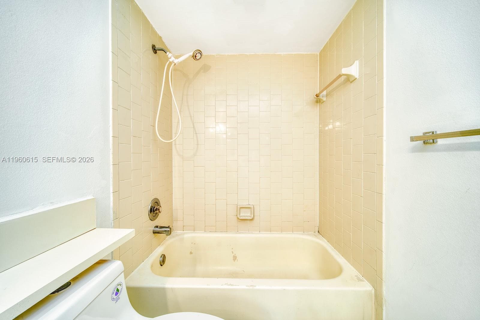 8290 Lake Dr # 236, Doral FL 33166 — 24