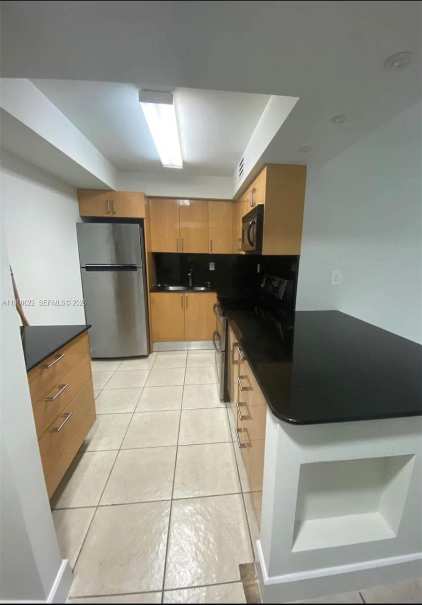 1805 Sans Souci Blvd # 313, North Miami FL 33181 — 2