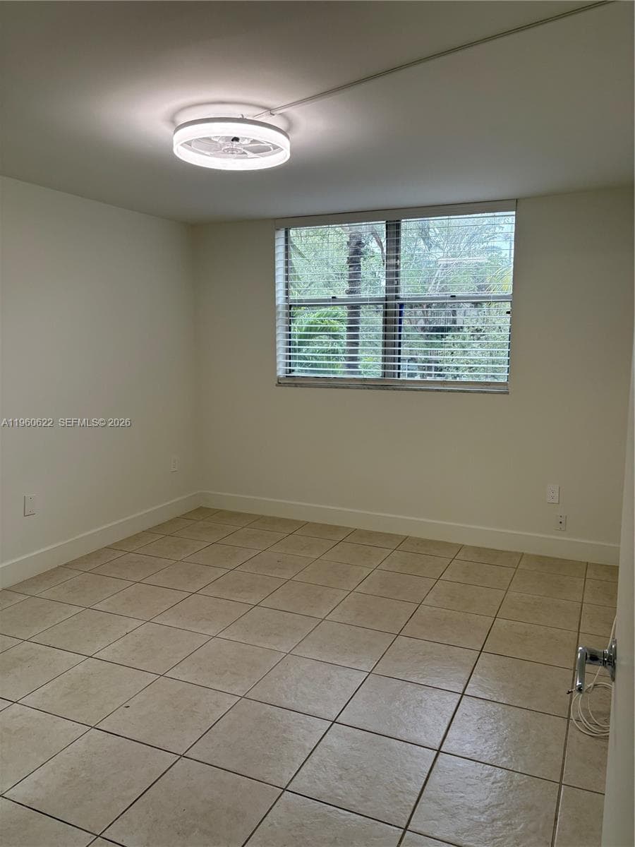 1805 Sans Souci Blvd # 313, North Miami FL 33181 — 6