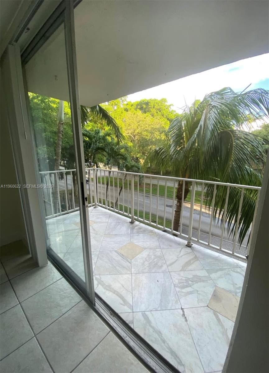 1805 Sans Souci Blvd # 313, North Miami FL 33181 — 10