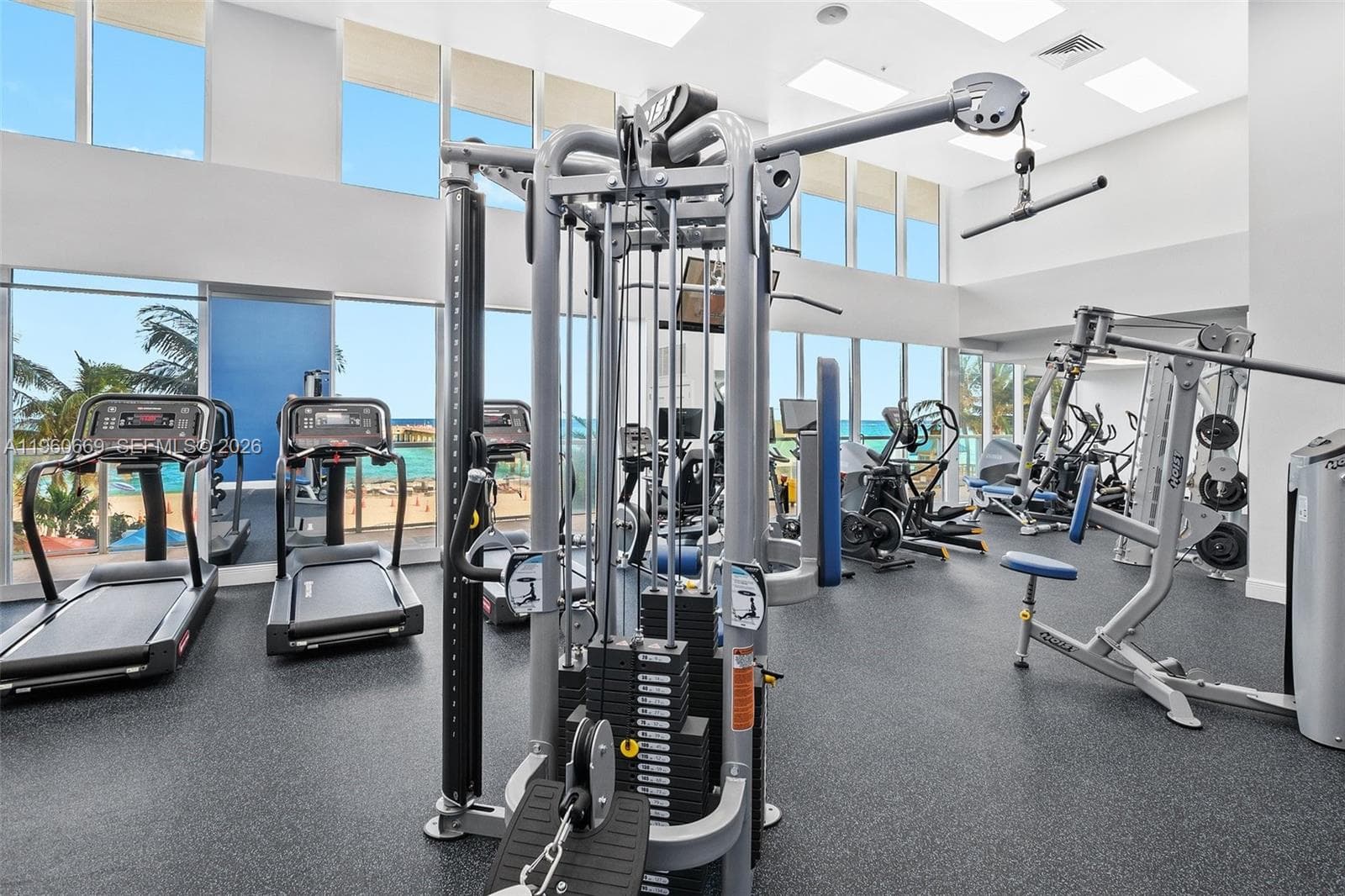 16699 Collins Ave # 4204, Sunny Isles Beach FL 33160 — 33