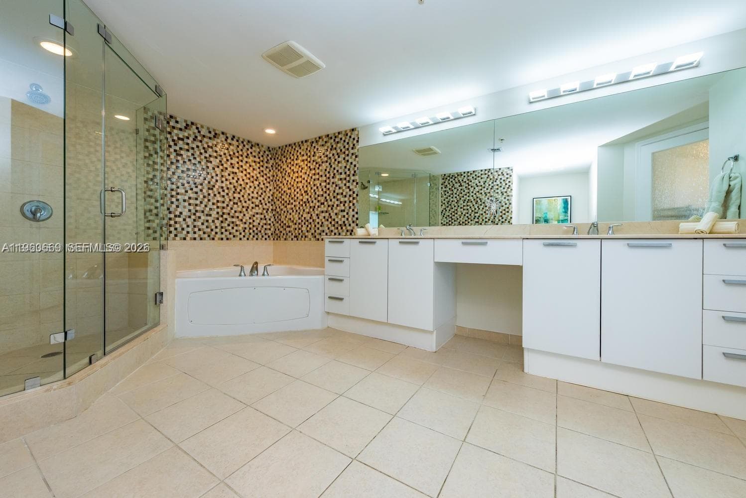 16699 Collins Ave # 4204, Sunny Isles Beach FL 33160 — 18