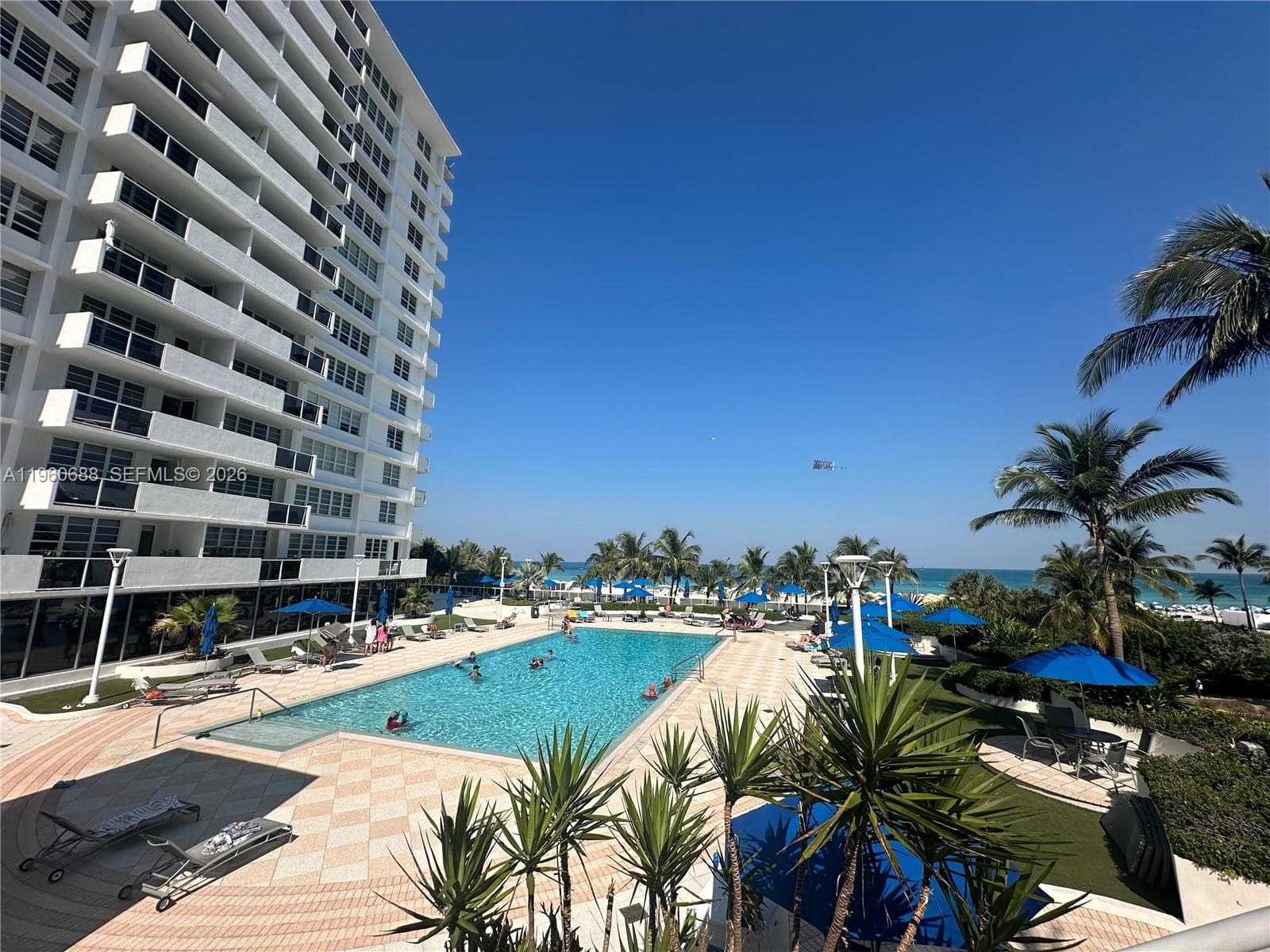 100 Lincoln Rd # 307, Miami Beach FL 33139 — 2