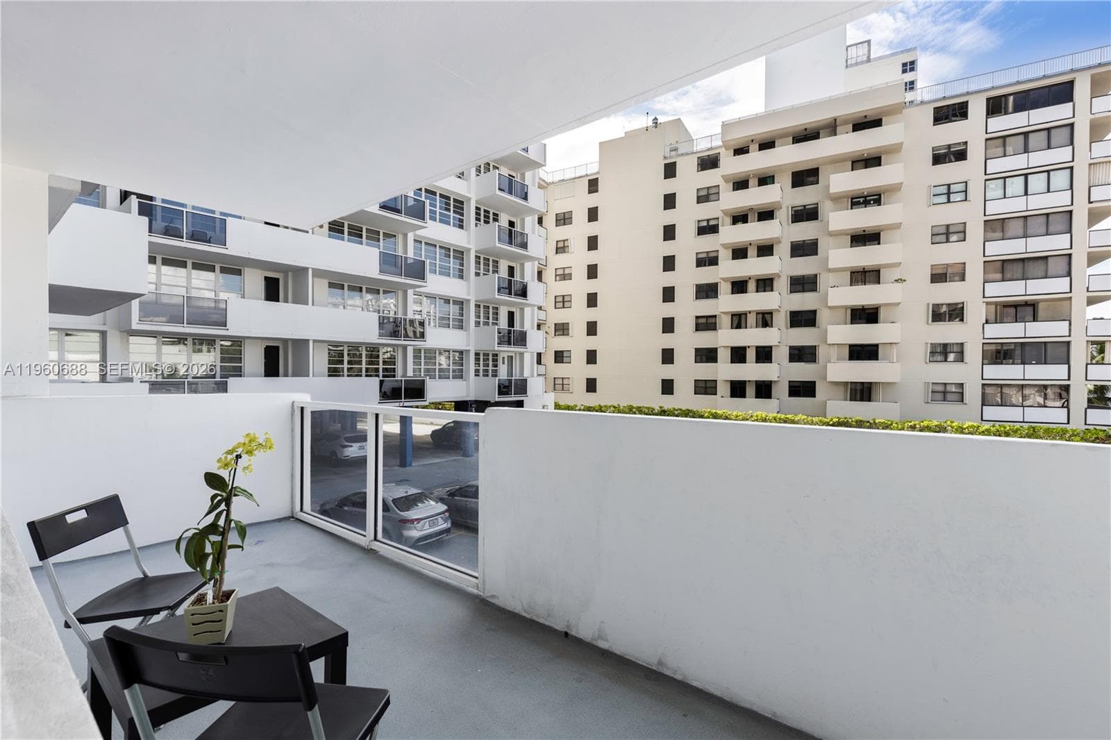 100 Lincoln Rd # 307, Miami Beach FL 33139 — 12