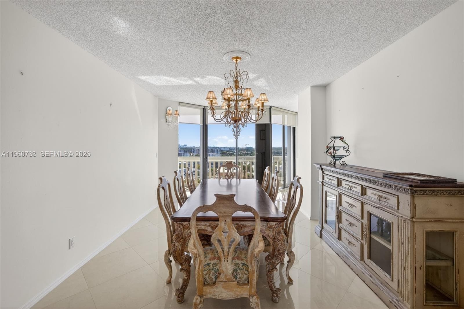 2000 ISLAND Blvd # 1109, Aventura FL 33160 — 23