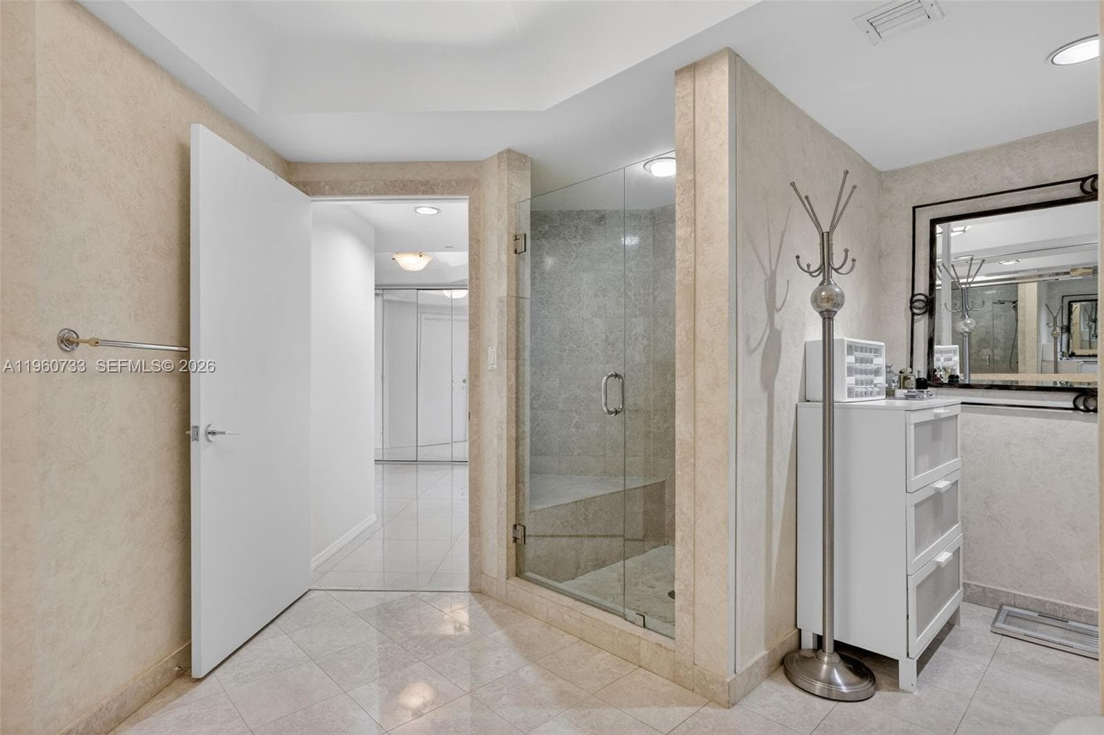 2000 ISLAND Blvd # 1109, Aventura FL 33160 — 52