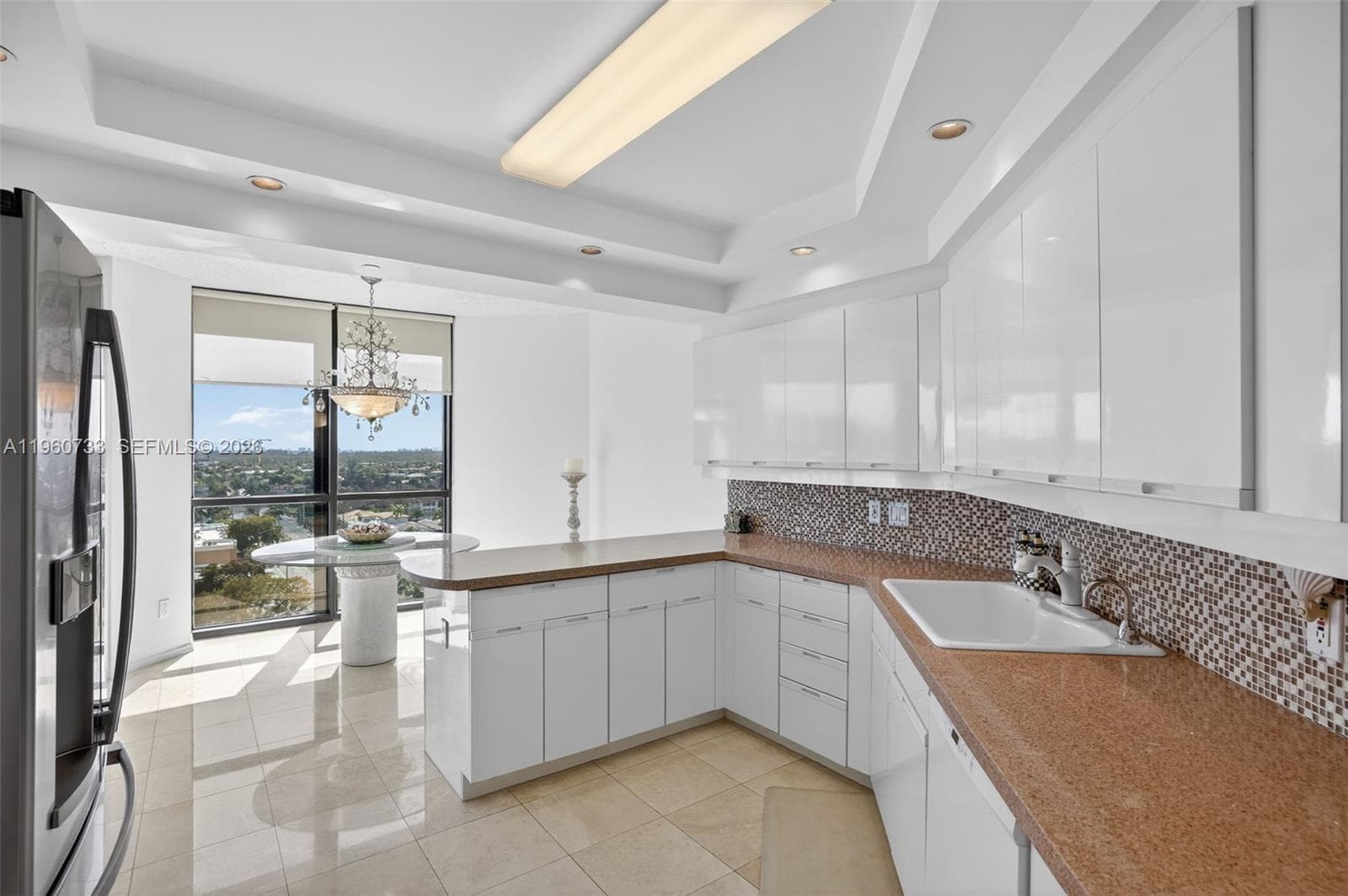 2000 ISLAND Blvd # 1109, Aventura FL 33160 — 34