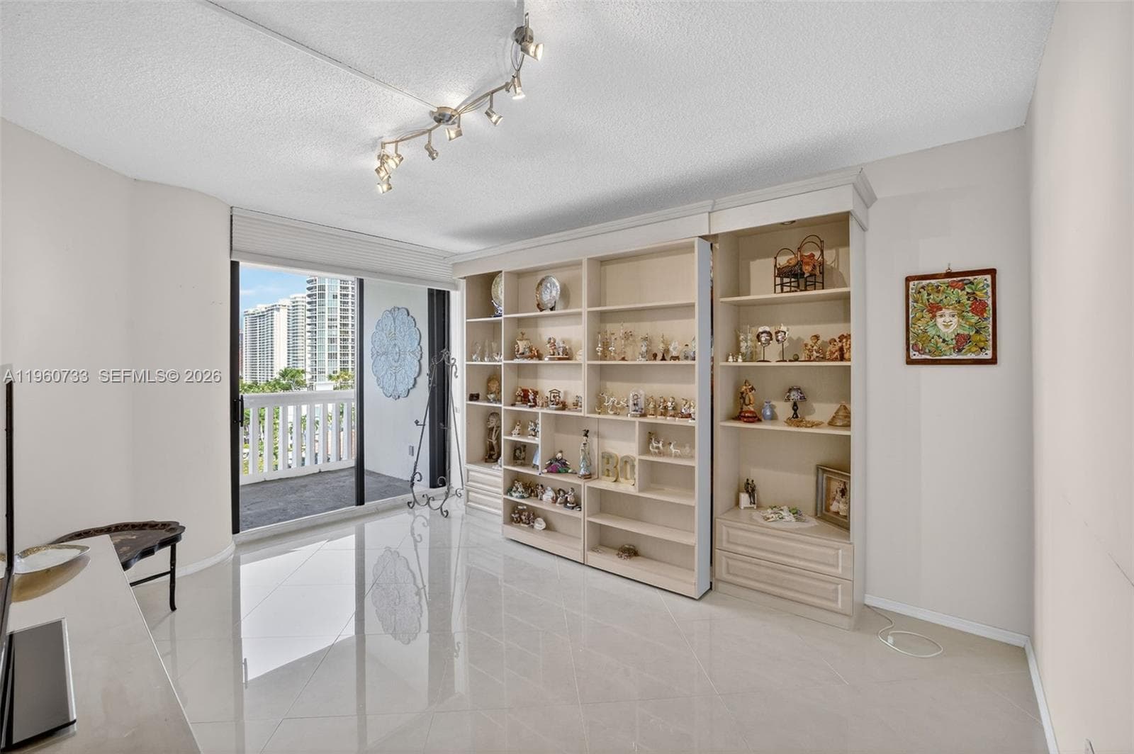 2000 ISLAND Blvd # 1109, Aventura FL 33160 — 55