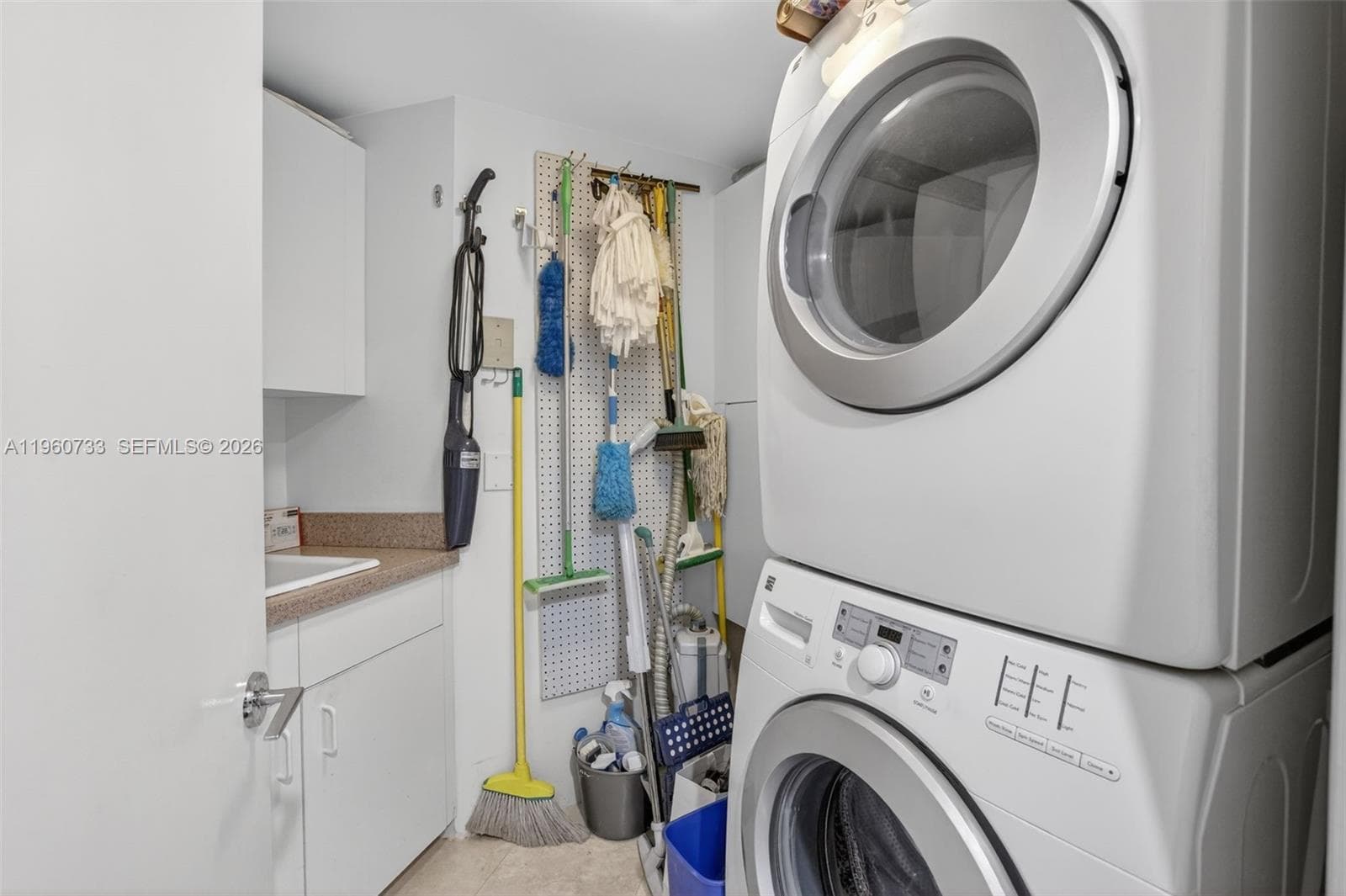 2000 ISLAND Blvd # 1109, Aventura FL 33160 — 37