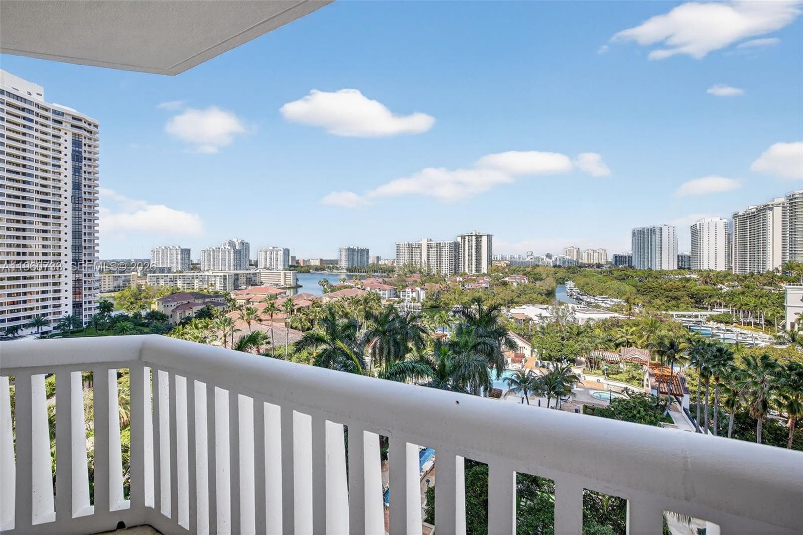 2000 ISLAND Blvd # 1109, Aventura FL 33160 — 11