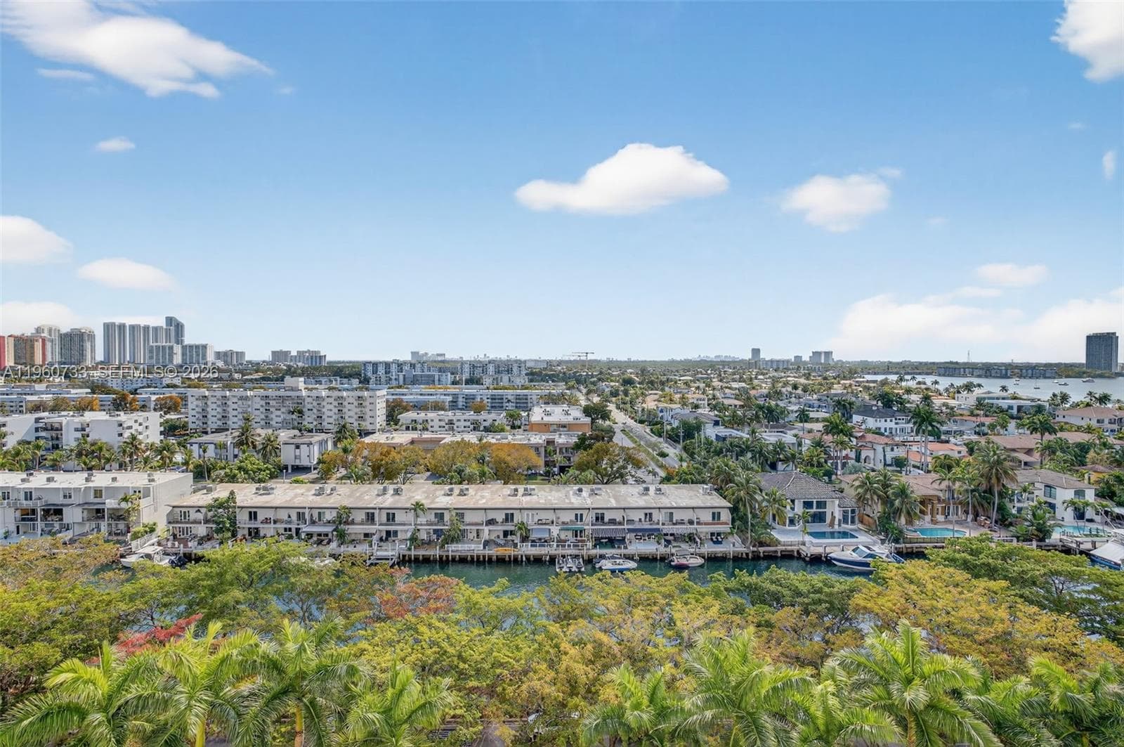 2000 ISLAND Blvd # 1109, Aventura FL 33160 — 40