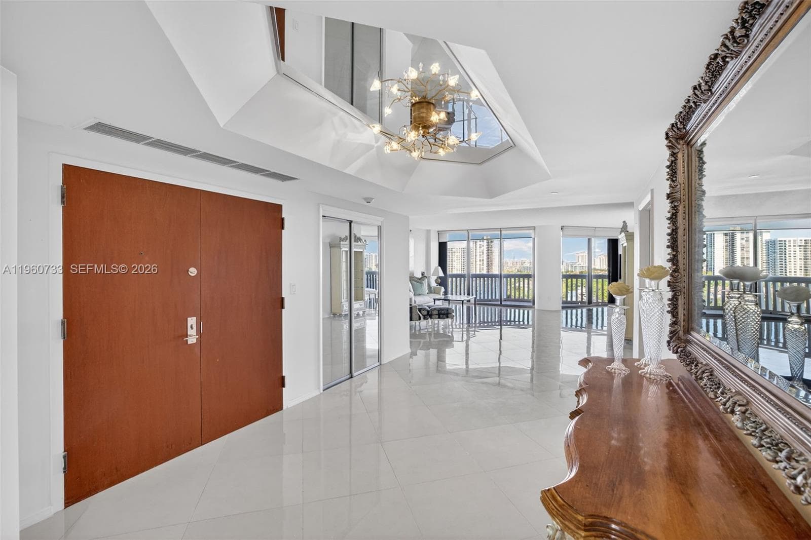 2000 ISLAND Blvd # 1109, Aventura FL 33160 — 4