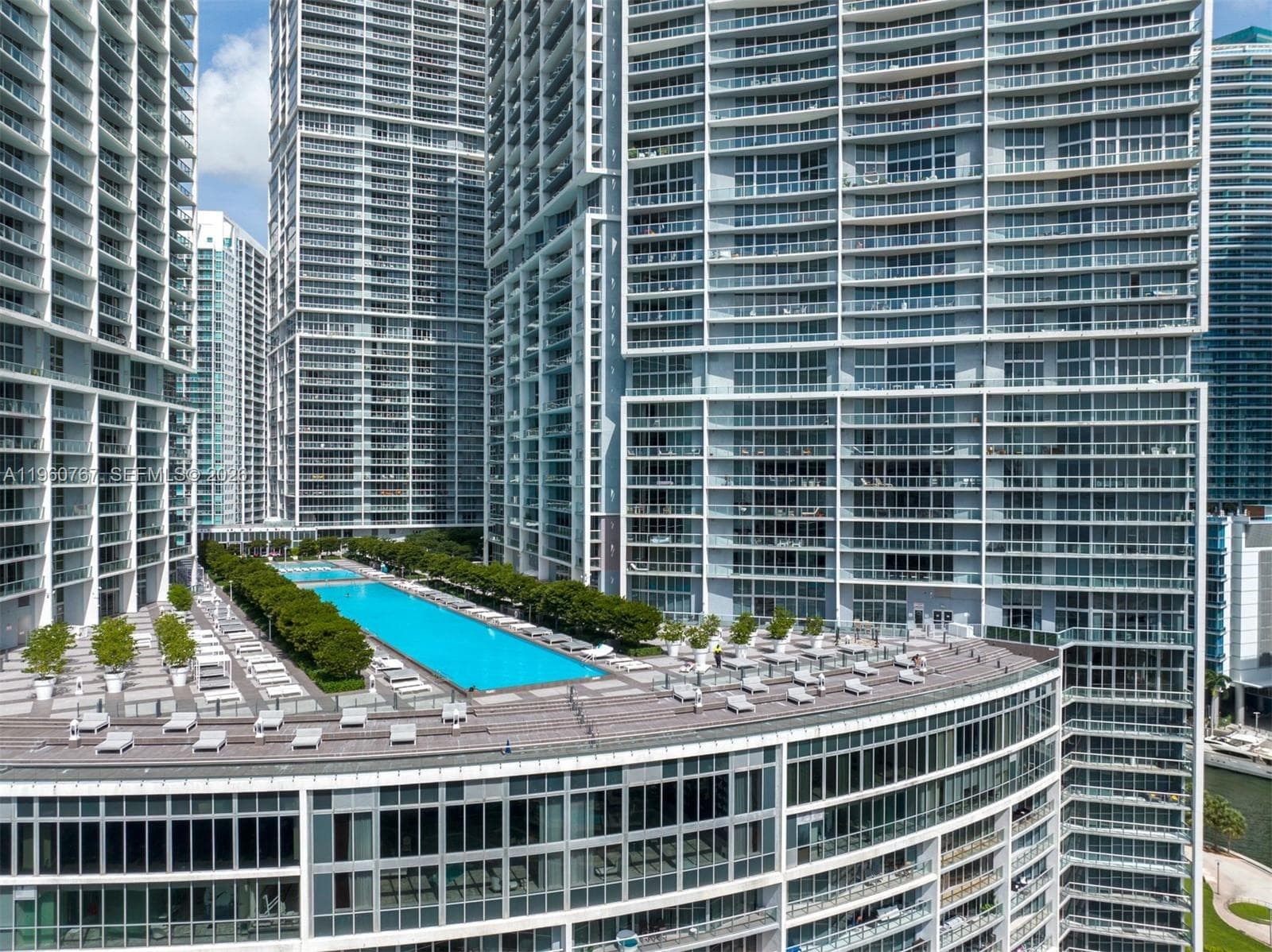475 Brickell Ave # 3513, Miami FL 33131 — 21