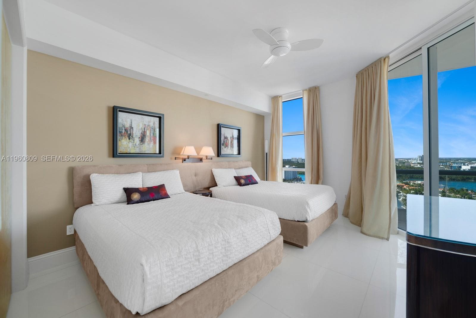 16051 Collins Ave # 2503, Sunny Isles Beach FL 33160 — 17