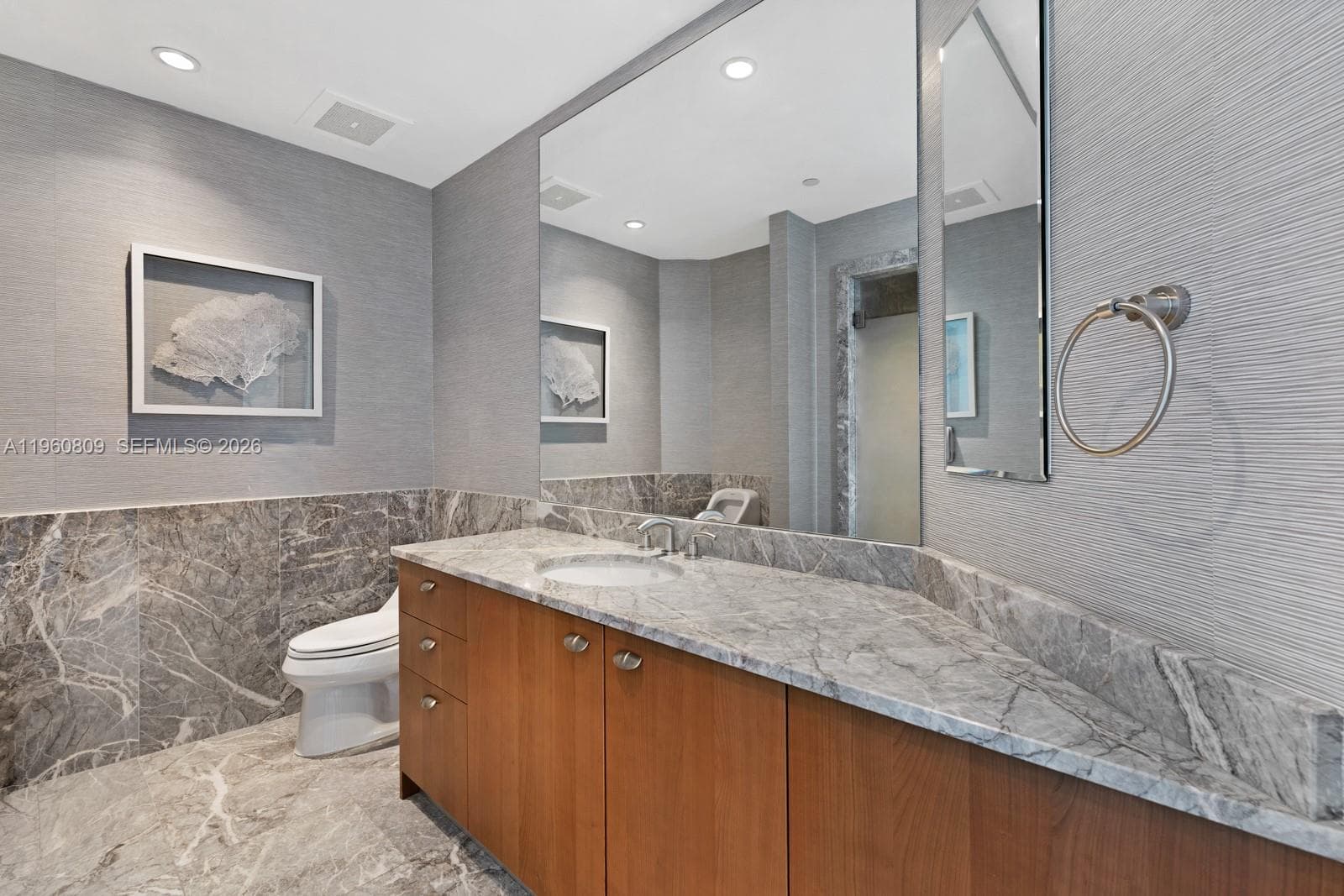 16051 Collins Ave # 2503, Sunny Isles Beach FL 33160 — 14