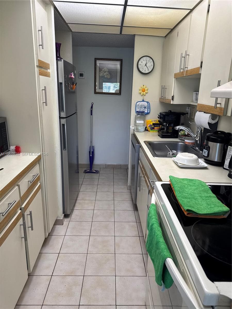 9350 W Flagler St # 105A, Miami FL 33174 — 10