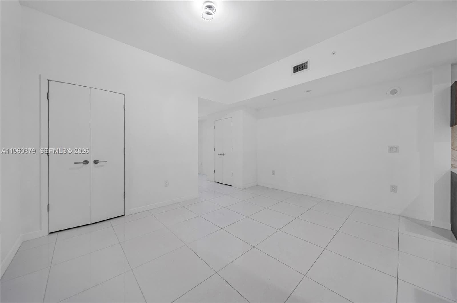 851 NE 1st Ave # 204, Miami FL 33132 — 6