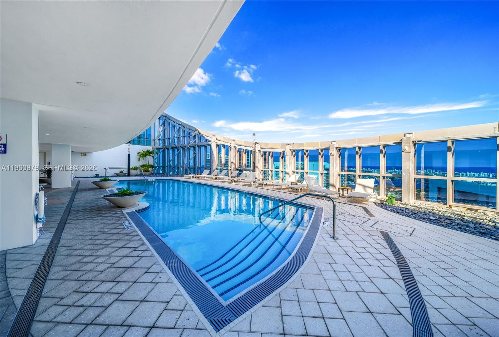 851 NE 1st Ave # 204, Miami FL 33132 — 32