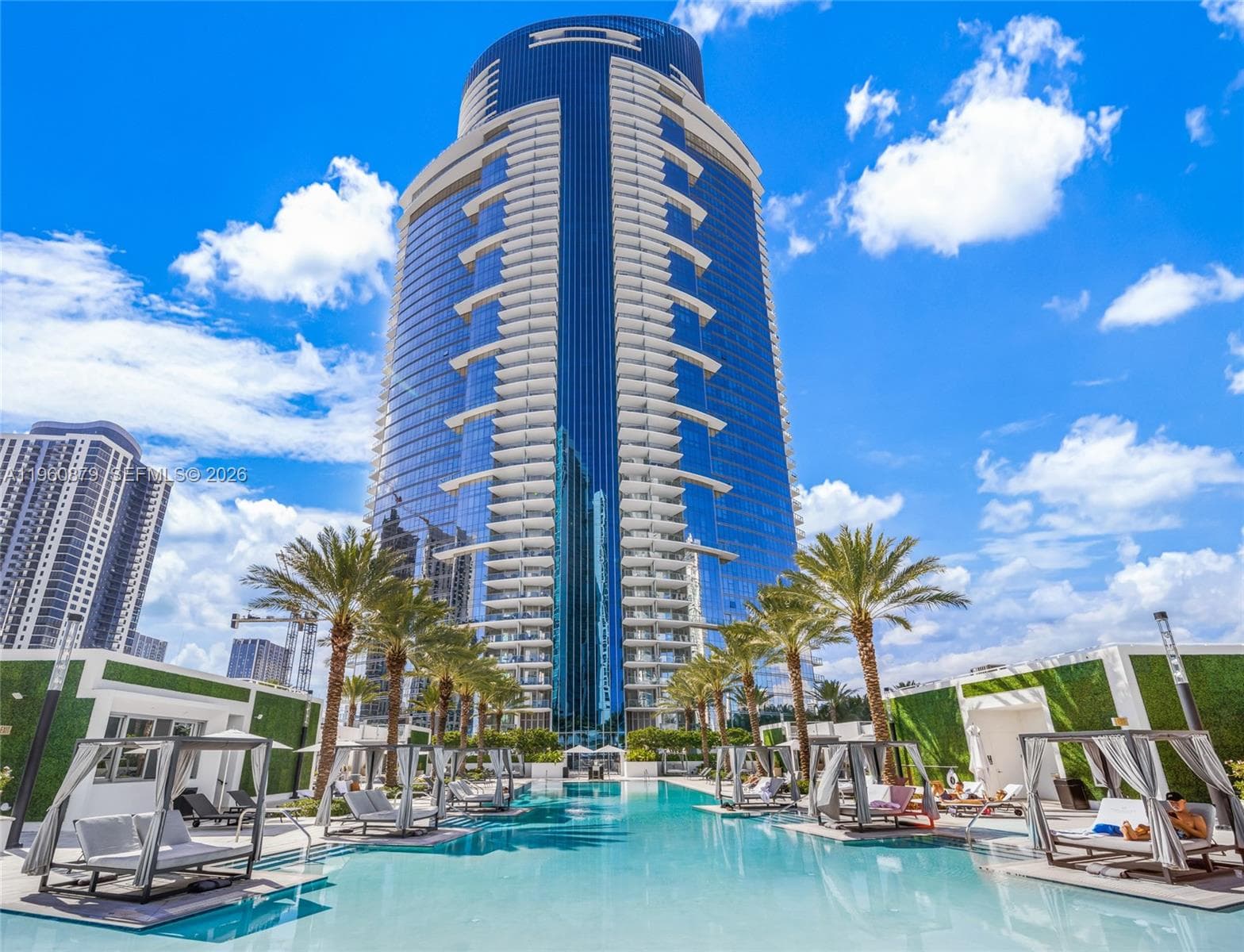 851 NE 1st Ave # 204, Miami FL 33132 — 1