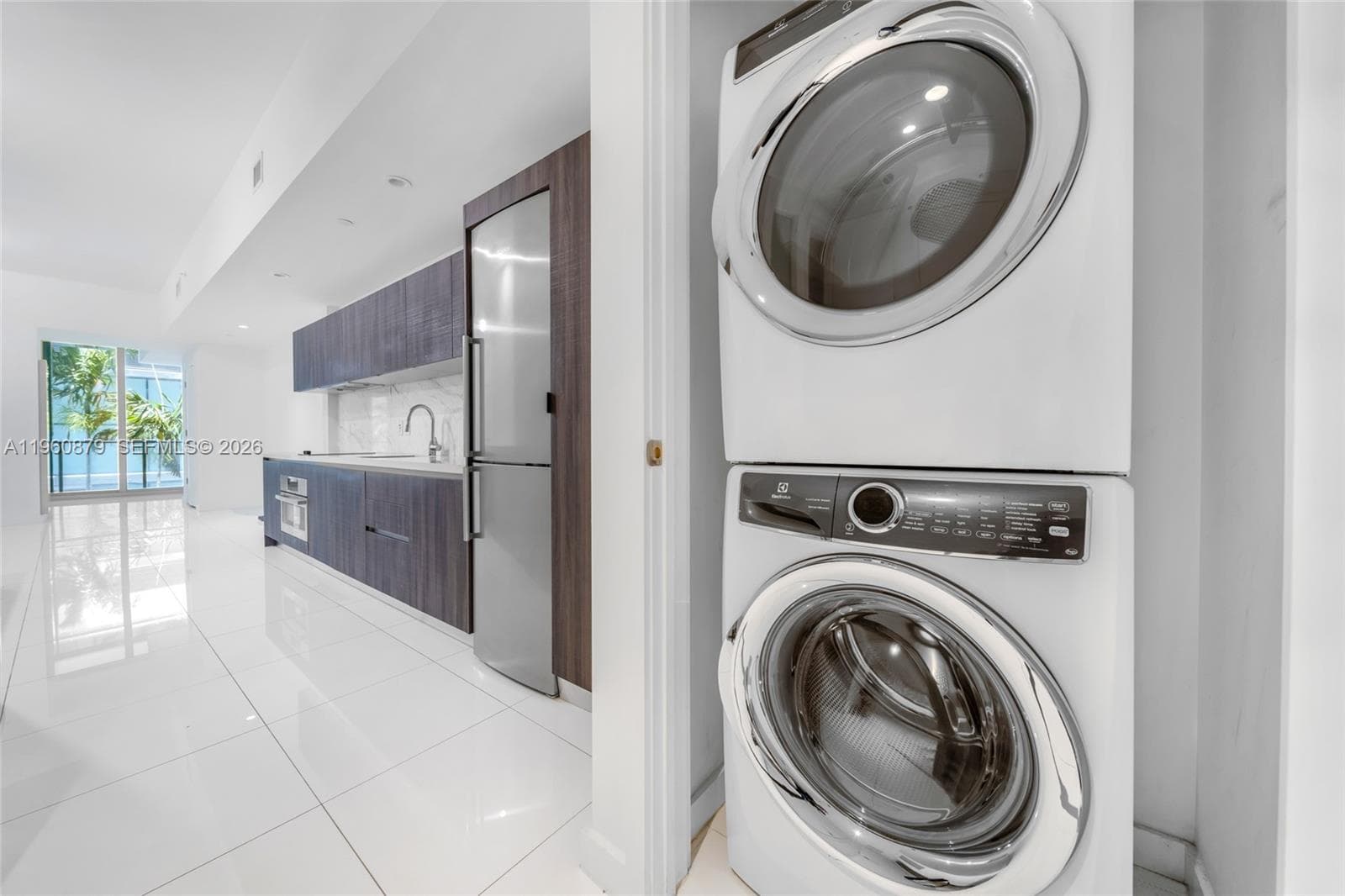 851 NE 1st Ave # 204, Miami FL 33132 — 20
