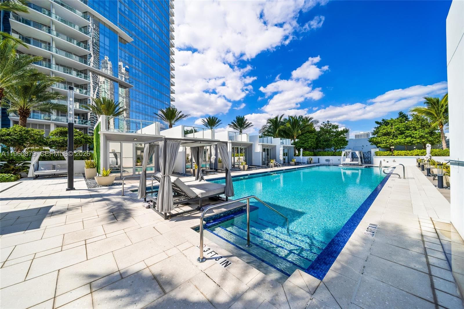 851 NE 1st Ave # 204, Miami FL 33132 — 37