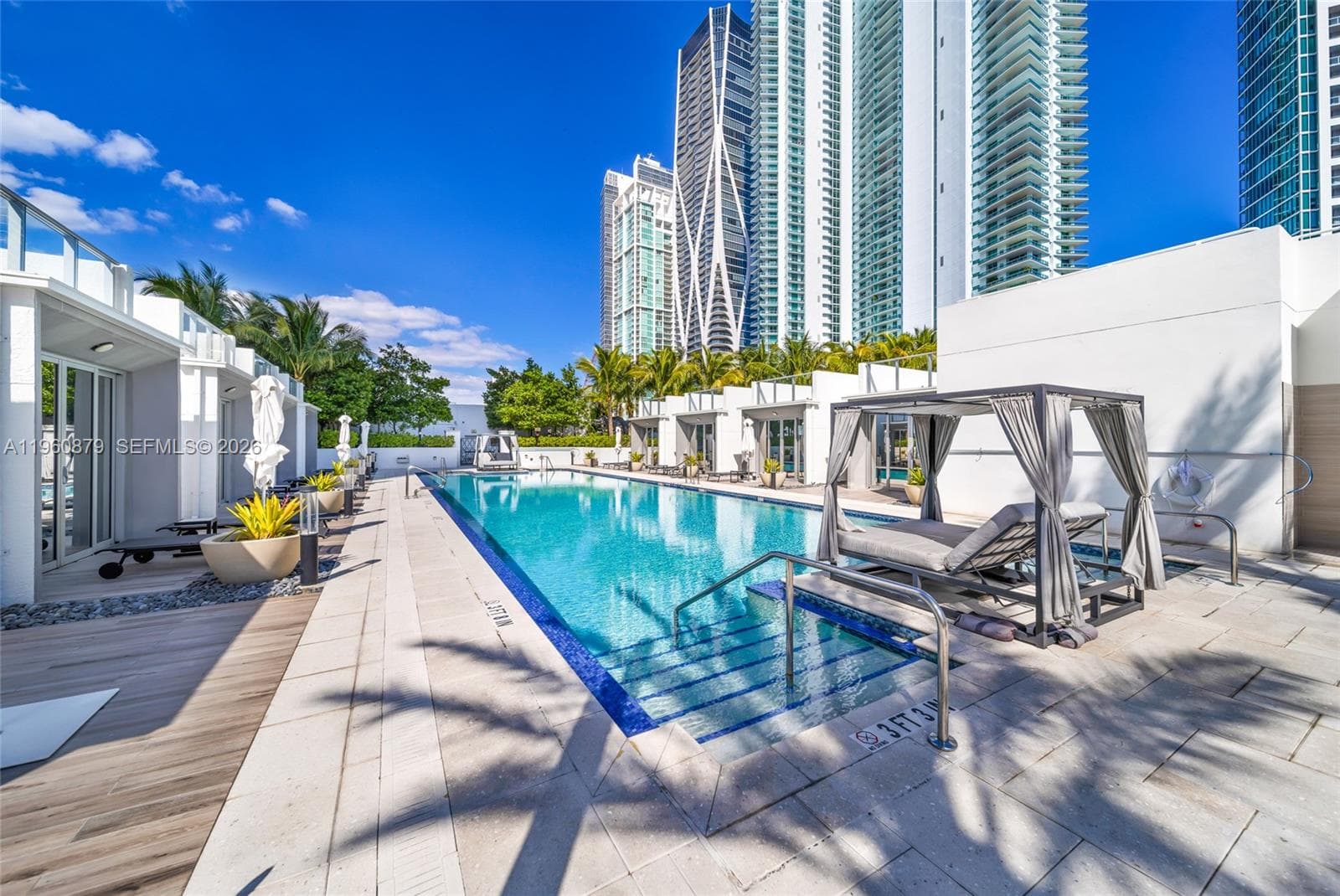 851 NE 1st Ave # 204, Miami FL 33132 — 40
