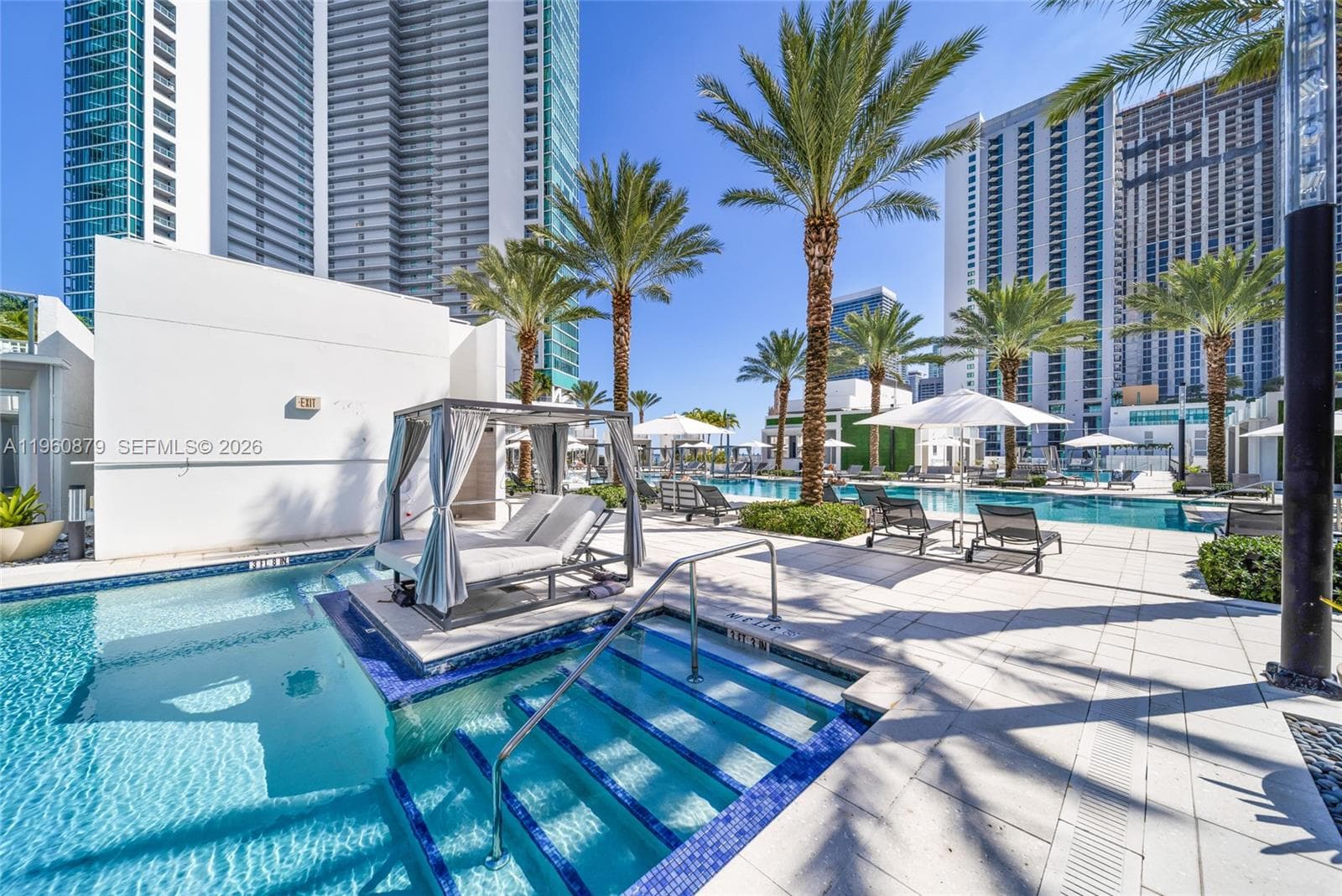 851 NE 1st Ave # 204, Miami FL 33132 — 39